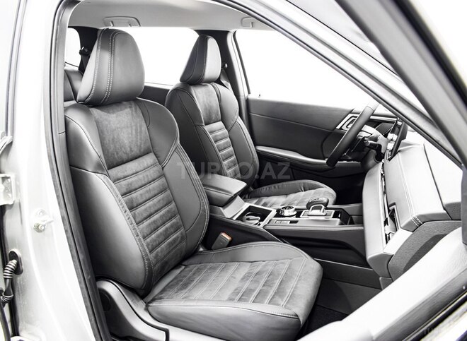 Mitsubishi Outlander 2025, 0 km - 2.4 l - Bakı