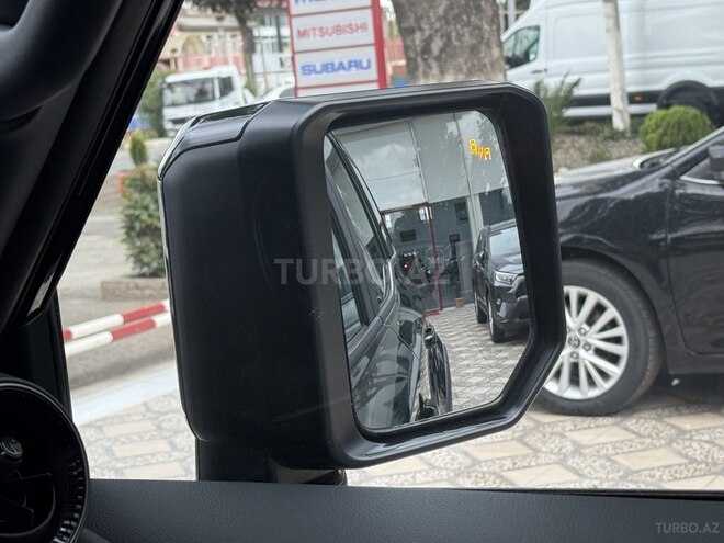 Toyota Land Cruiser Prado-21