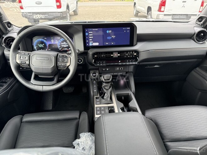 Toyota Land Cruiser Prado-9