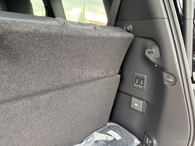 Toyota Land Cruiser Prado-14