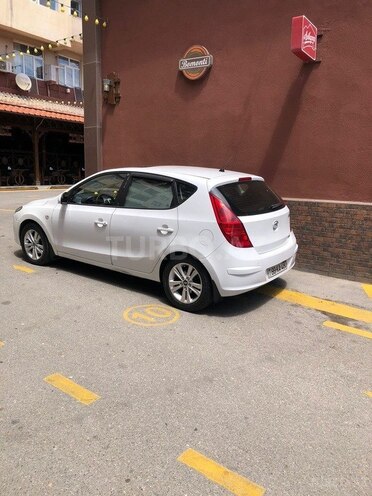 Hyundai i30 2009, 240,500 km - 2.0 l - Bakı