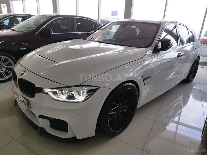 BMW 330-4