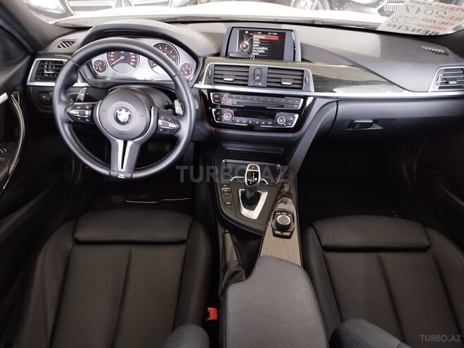 BMW 330-10