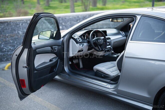 Mercedes C 250-17