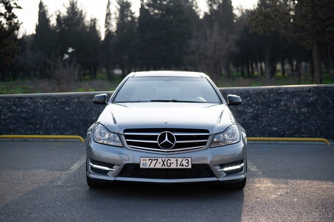 Mercedes C 250-1