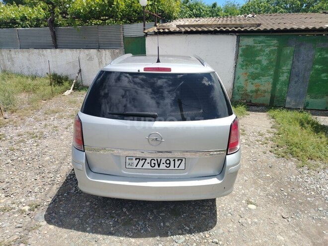 Opel Astra 2009, 256,000 km - 1.4 l - Bərdə