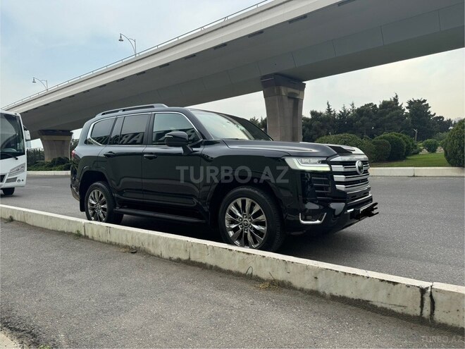 Toyota Land Cruiser-2