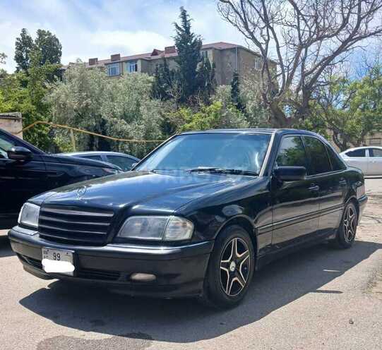 Mercedes C 230 1997, 270,000 km - 2.3 l - Sumqayıt