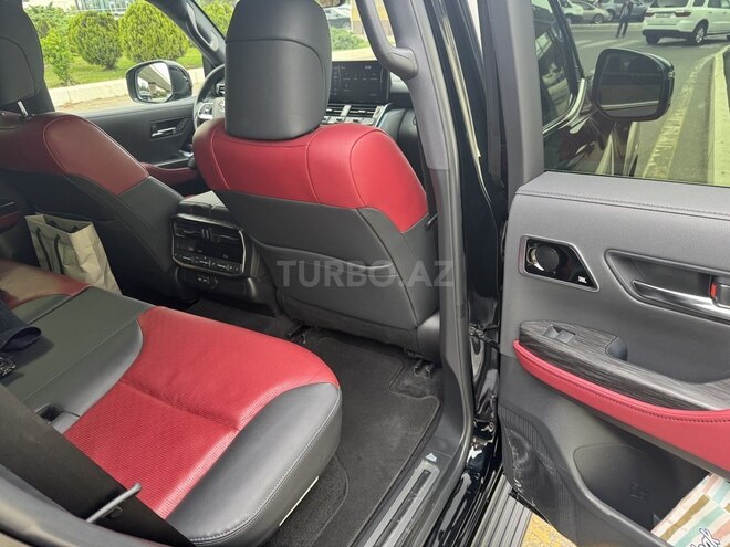 Toyota Land Cruiser-9