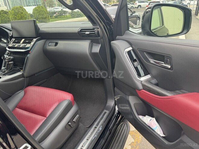 Toyota Land Cruiser-10