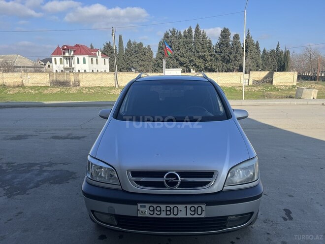 Opel Zafira 2004, 400,000 km - 2.0 l - Şabran