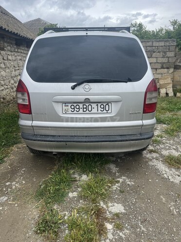 Opel Zafira 2004, 400,000 km - 2.0 l - Şabran