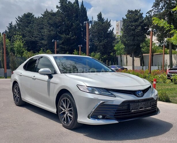 Toyota Camry-1