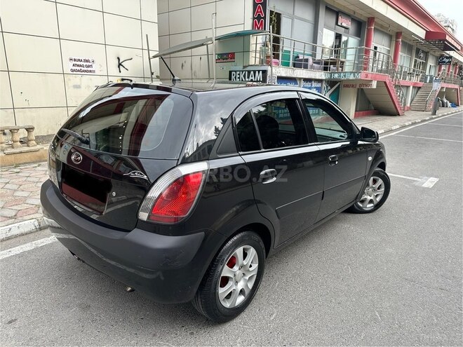 Kia Rio 2009, 286,000 km - 1.4 l - Bakı