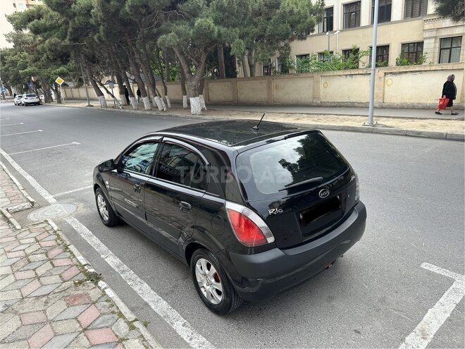 Kia Rio 2009, 286,000 km - 1.4 l - Bakı