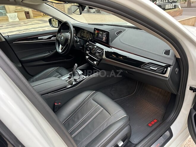 BMW 520-9
