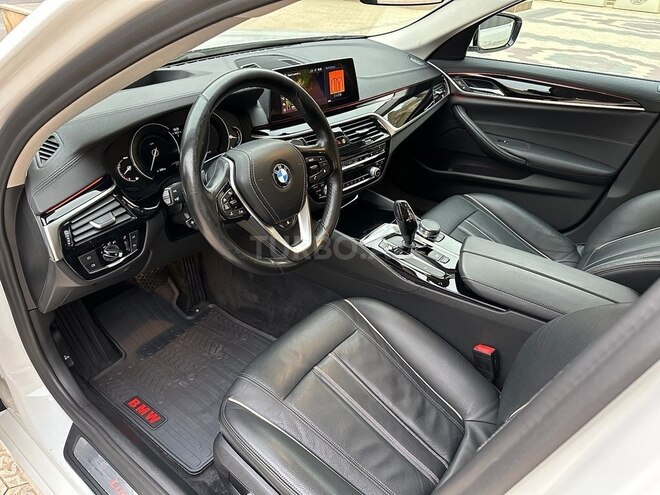 BMW 520-11