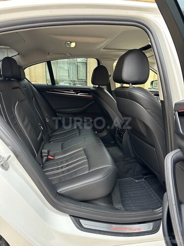 BMW 520-12