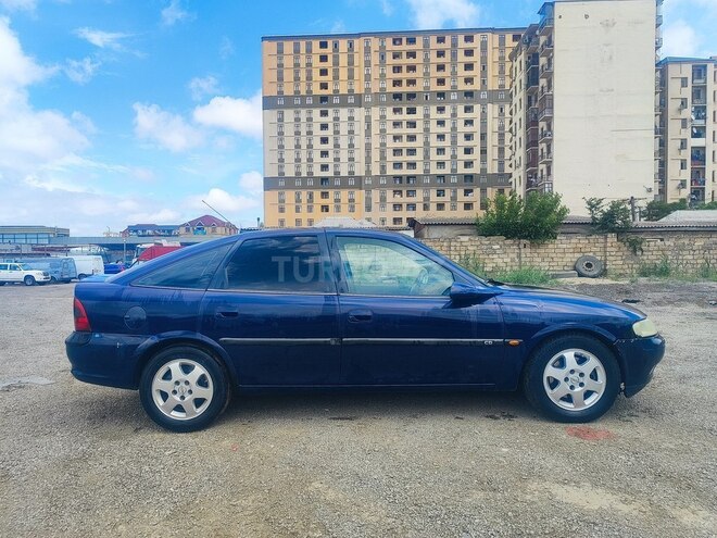 Opel Vectra 1996, 350,000 km - 2.0 l - Bakı