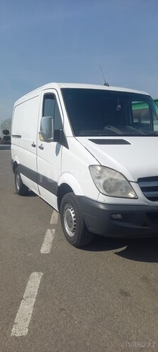 Mercedes  2007, 465,000 km - 2.2 l - Biləsuvar