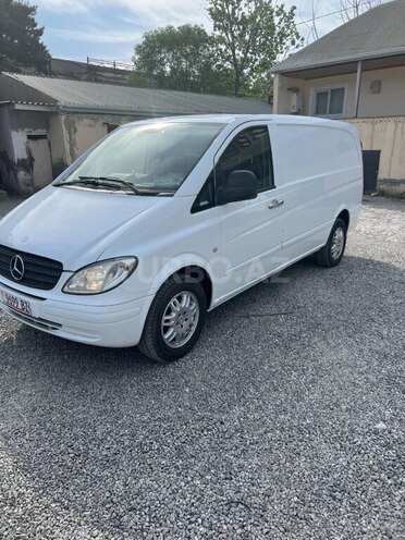 Mercedes Vito 111 2010, 381,000 km - 2.2 л - Bakı