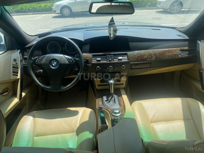 BMW 525 2004, 288,000 km - 2.5 l - Bakı