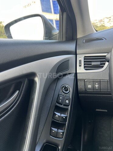 Hyundai Elantra 2012, 177,028 km - 1.8 l - Bakı