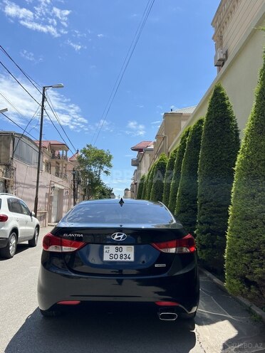 Hyundai Elantra 2012, 177,028 km - 1.8 l - Bakı