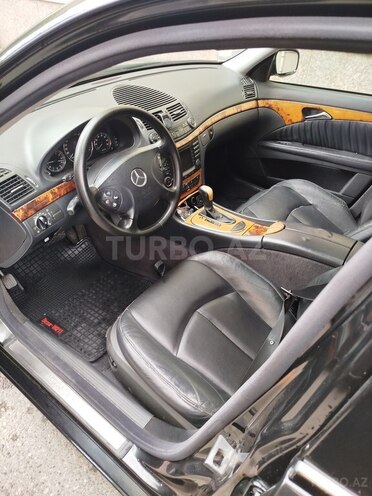 Mercedes E 240 2002, 297,889 km - 2.6 l - Bakı