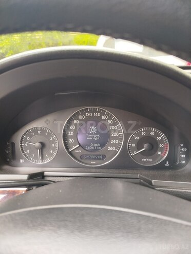 Mercedes E 240 2002, 297,889 km - 2.6 l - Bakı