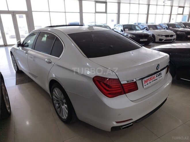 BMW 750-5