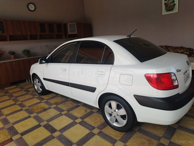 Kia Rio 2007, 220,000 km - 1.4 l - Qəbələ