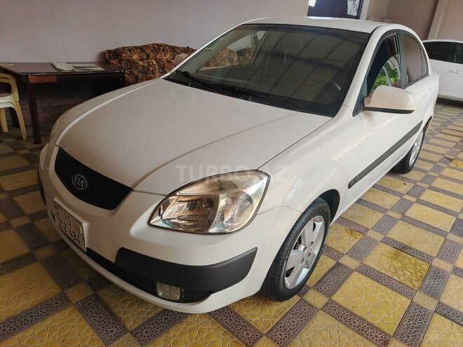 Kia Rio 2007, 220,000 km - 1.4 l - Qəbələ