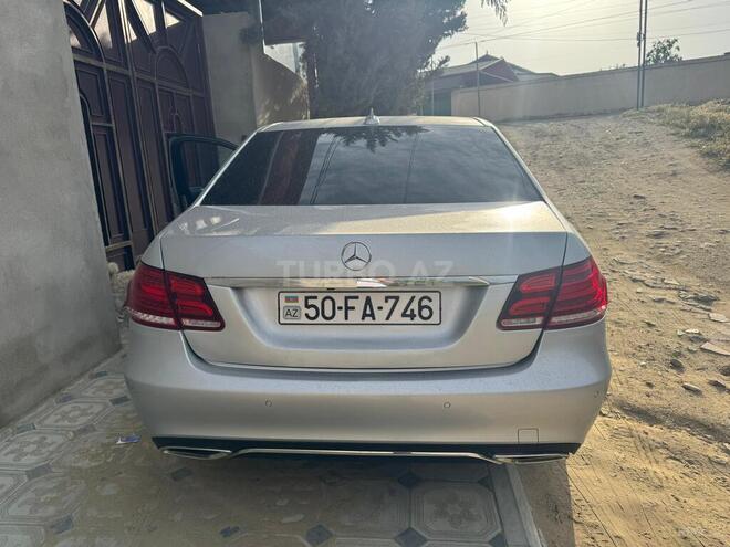 Mercedes E 220 d 2013, 290,500 km - 2.2 l - Bakı