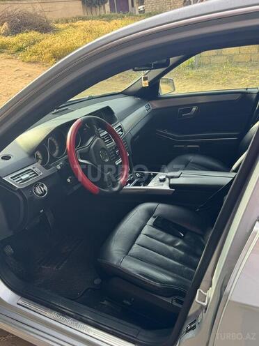 Mercedes E 220 d 2013, 290,500 km - 2.2 l - Bakı