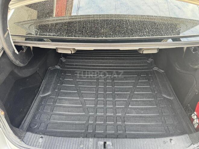 Mercedes E 220 d 2013, 290,500 km - 2.2 l - Bakı