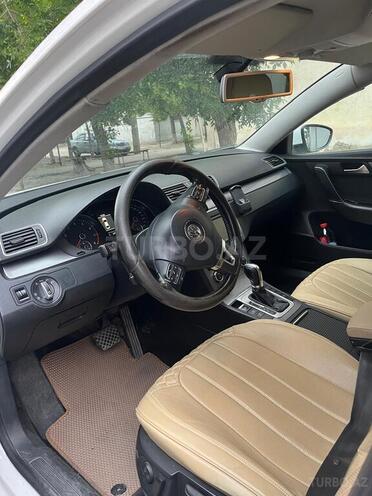 Volkswagen Passat 2014, 210,000 km - 2.0 l - Sumqayıt