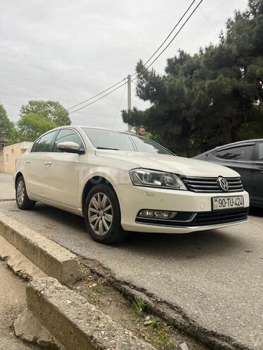 Volkswagen Passat 2014, 210,000 km - 2.0 l - Sumqayıt