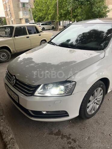 Volkswagen Passat 2014, 210,000 km - 2.0 l - Sumqayıt