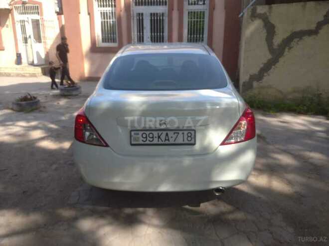 Nissan Sunny 2013, 137,000 km - 1.5 л - Bakı