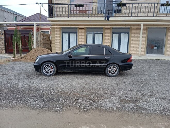 Mercedes C 240 2002, 27,000 km - 2.6 l - Bakı