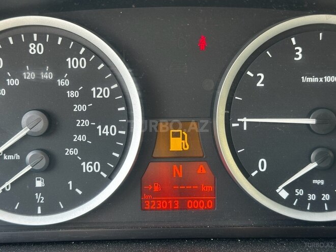BMW 530 2004, 323,000 km - 3.0 l - Bakı
