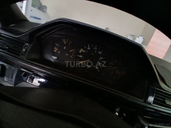 Mercedes E 200 d 2016, 688,888 km - 2.0 л - Beyləqan