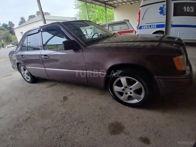 Mercedes E 200 d 2016, 688,888 km - 2.0 л - Beyləqan