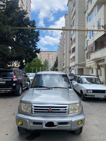 Mitsubishi Pajero io 1999, 350,000 km - 1.8 l - Bakı