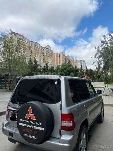 Mitsubishi Pajero io 1999, 350,000 km - 1.8 l - Bakı