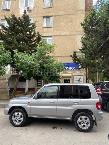 Mitsubishi Pajero io 1999, 350,000 km - 1.8 l - Bakı