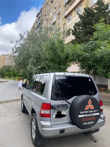 Mitsubishi Pajero io 1999, 350,000 km - 1.8 l - Bakı
