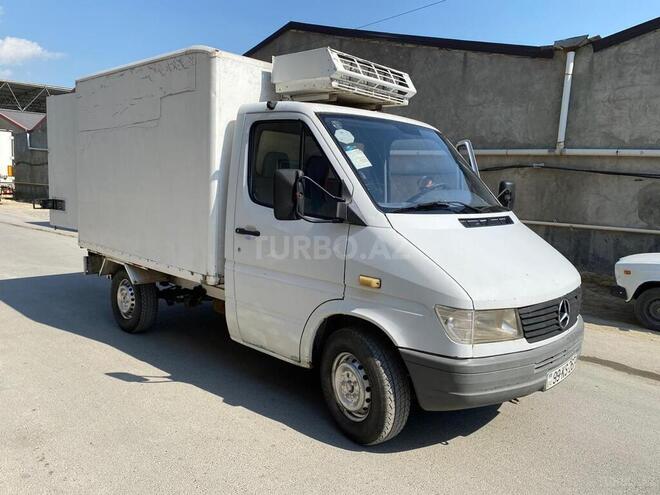 Mercedes 208 D 1997, 600,000 km - 2.3 l - Bakı
