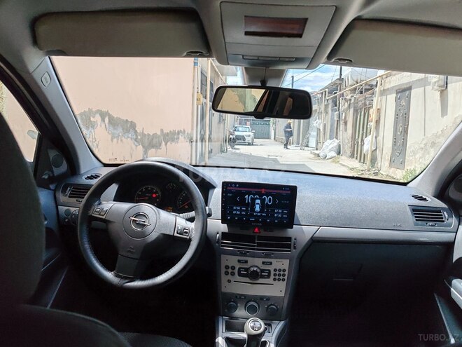Opel Astra 2005, 232,000 km - 1.4 l - Bakı